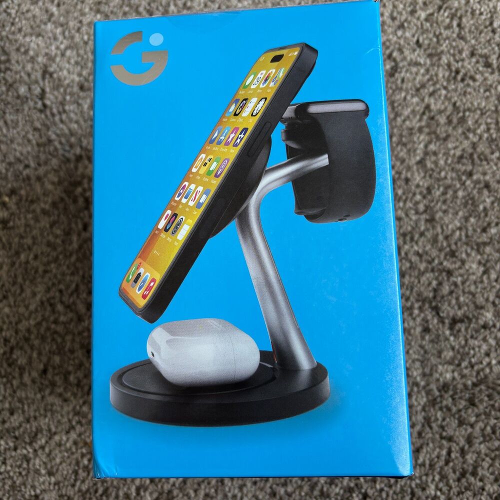 Smart Gear Mag Safe Compatible Fast 3-In-One Wireless Charging Station New Seal